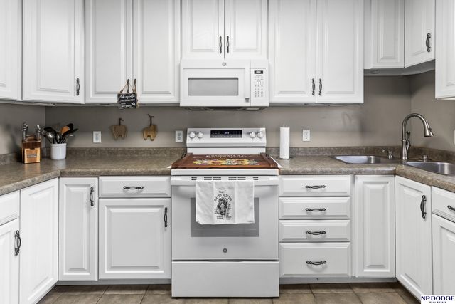 239 W 12 Street, Fremont, NE 68025