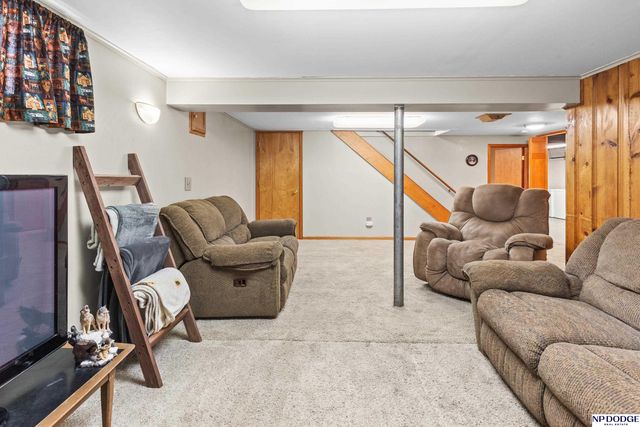 239 W 12 Street, Fremont, NE 68025