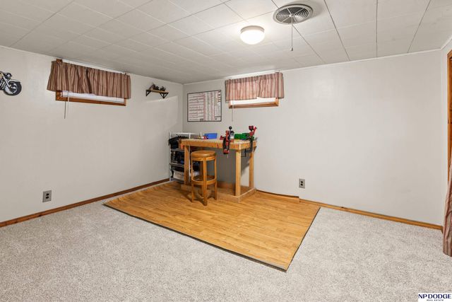 239 W 12 Street, Fremont, NE 68025