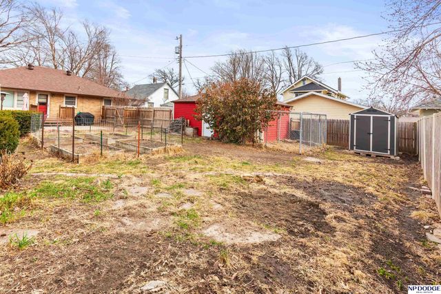 239 W 12 Street, Fremont, NE 68025