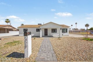 428 E DESERT Drive, Phoenix, AZ 85042