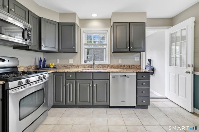 111 Mercer Street, Stratford, CT 06614