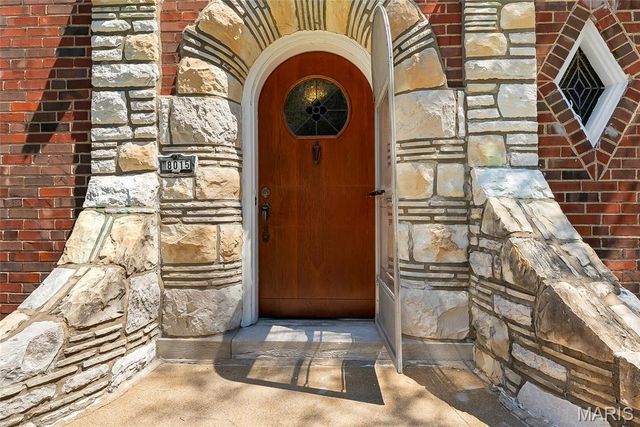 8015 Davis Drive, Clayton, MO 63105