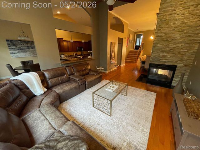 6603 BERRY CREEK Lane, West Bloomfield Charter Township, MI 48322
