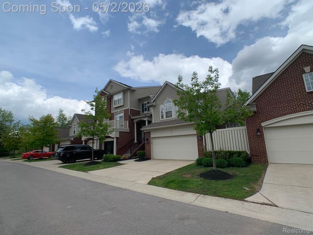 6603 BERRY CREEK Lane, West Bloomfield Charter Township, MI 48322