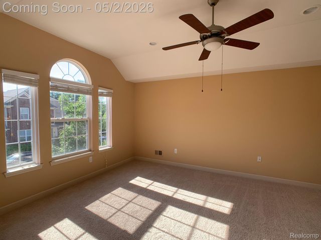 6603 BERRY CREEK Lane, West Bloomfield Charter Township, MI 48322