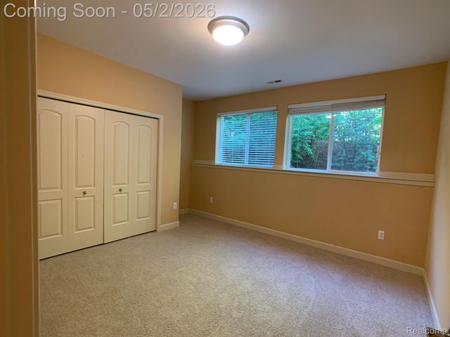 6603 BERRY CREEK Lane, West Bloomfield Charter Township, MI 48322