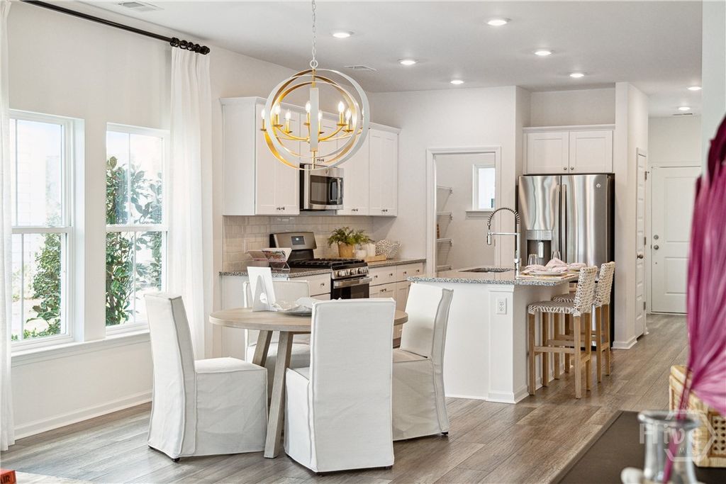 Image 7 of property listing at 178 Geranium Way, Savannah, GA 31302