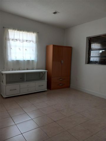 3041 NW 95th Terrace, Miami, FL 33147