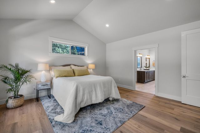 3422 NW Jackwood Place, Bend, OR 97703