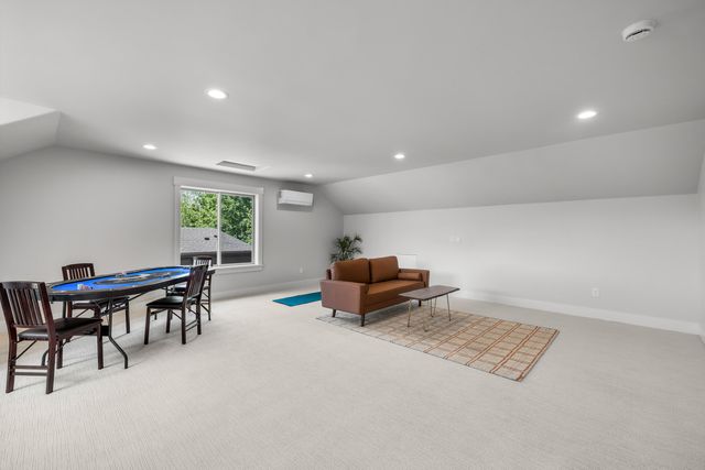 3422 NW Jackwood Place, Bend, OR 97703