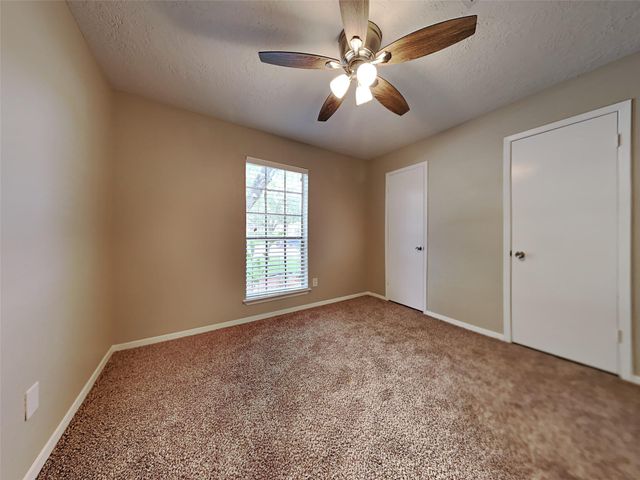 123 Greenshire Drive, League City, TX 77573