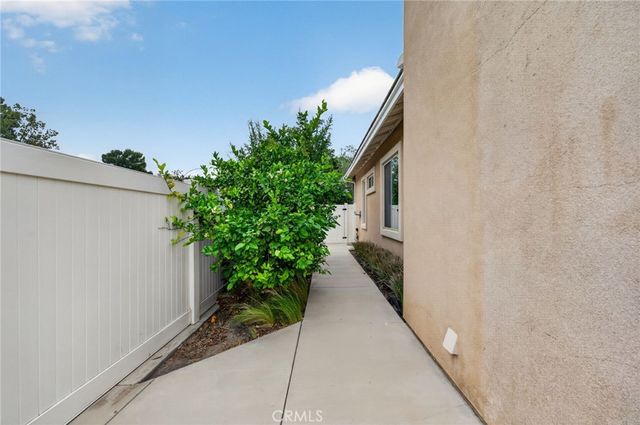 29598 Little Fox Court, Menifee, CA 92584
