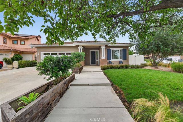 29598 Little Fox Court, Menifee, CA 92584