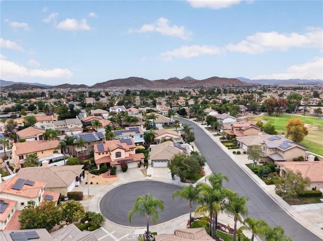 29598 Little Fox Court, Menifee, CA 92584