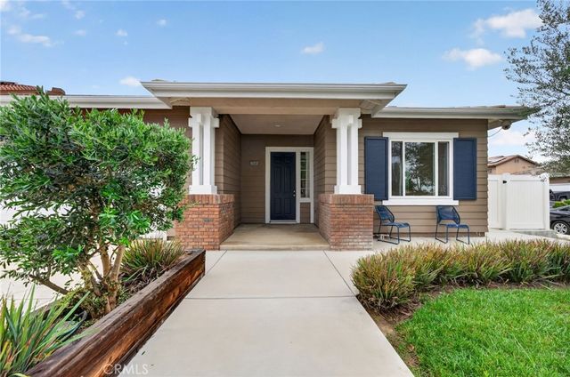 29598 Little Fox Court, Menifee, CA 92584