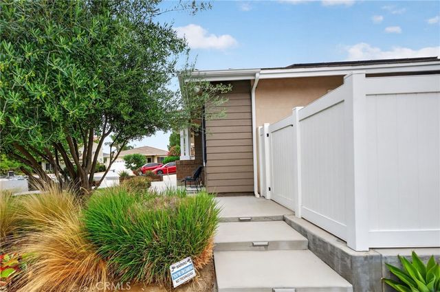 29598 Little Fox Court, Menifee, CA 92584