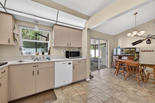 504 SANDPIPER COURT, Edgewater, FL 32141