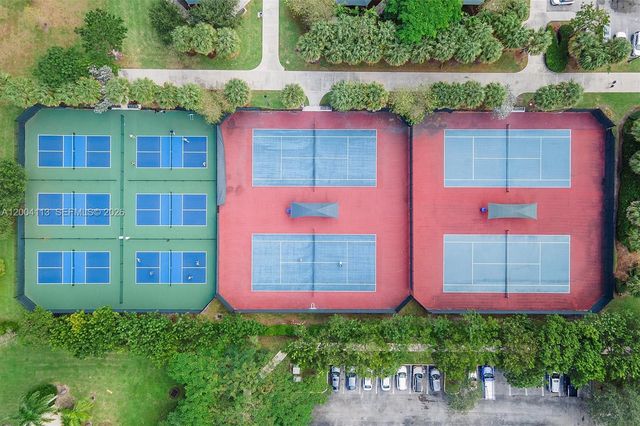 2661 S Course Drive 805, Pompano Beach, FL 33069