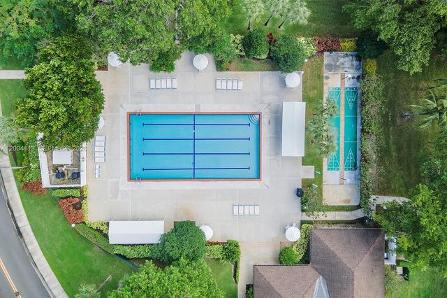 2661 S Course Drive 805, Pompano Beach, FL 33069