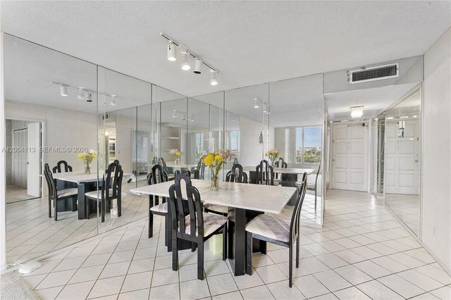2661 S Course Drive 805, Pompano Beach, FL 33069