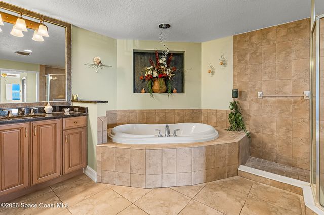 93 Delannoy Avenue 406, Cocoa, FL 32922