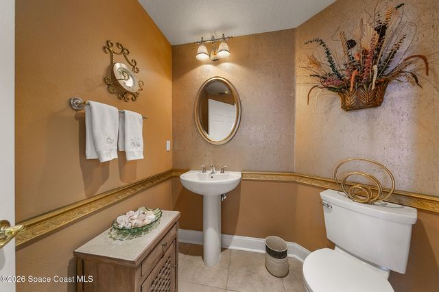 93 Delannoy Avenue 406, Cocoa, FL 32922