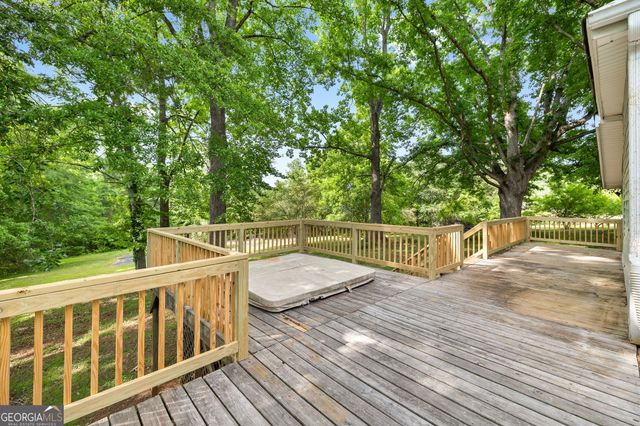 808 Knollwood Drive, Winder, GA 30680