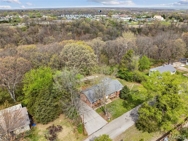 2617 Rosemary Lane, High Ridge, MO 63049