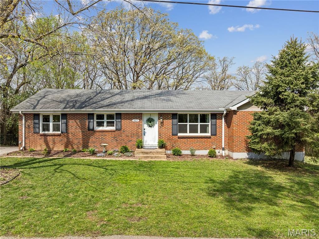 2617 Rosemary Lane, High Ridge, MO 63049