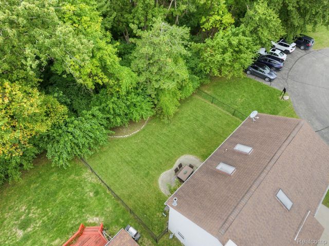 37600 N Rhead Circle N, Westland, MI 48186