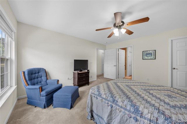 1122 Abbey Court, Westland, MI 48185