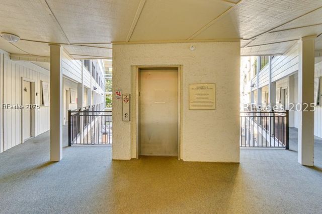 23 S Forest Beach Dr Apt 140, Hilton Head Island, SC 29928