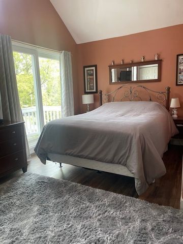 128 Colonial Rd, Marshfield, MA 02050