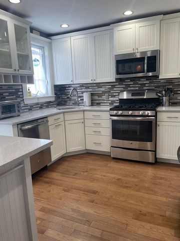 128 Colonial Rd, Marshfield, MA 02050