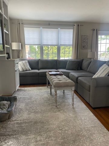 128 Colonial Rd, Marshfield, MA 02050