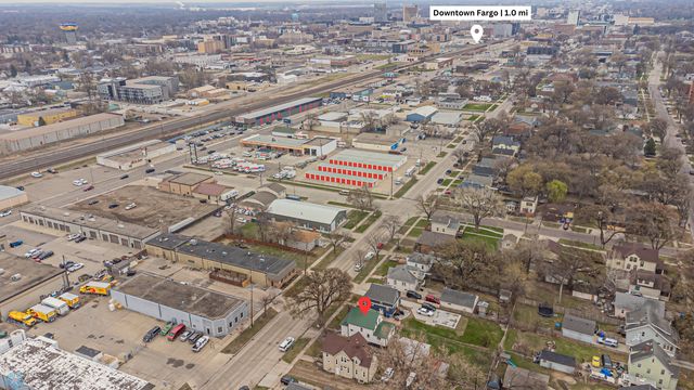 1524 1st Avenue S, Fargo, ND 58103