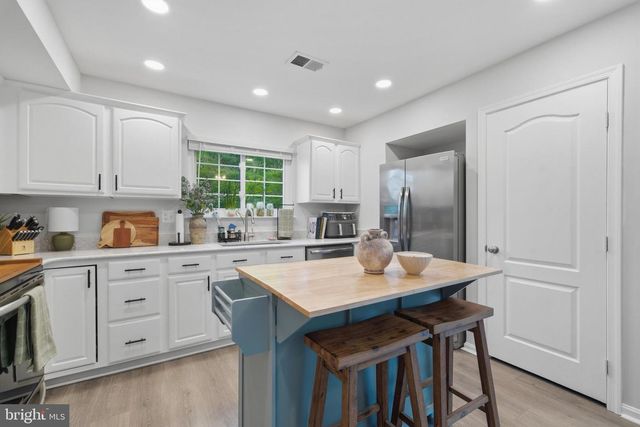 11431 WESTMONT CT, Waldorf, MD 20602