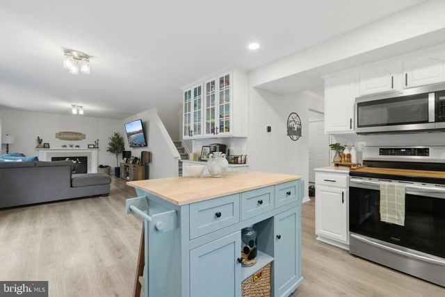 11431 WESTMONT CT, Waldorf, MD 20602
