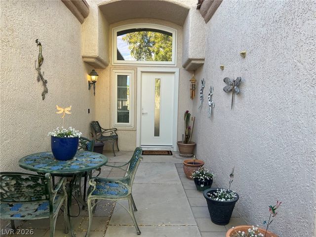 2833 Sungold Drive, Las Vegas, NV 89134