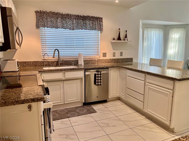 2833 Sungold Drive, Las Vegas, NV 89134