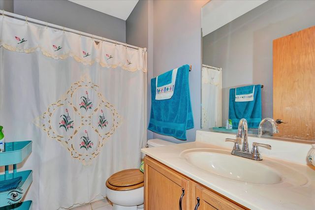 6719 Pine Lake Drive, Tinley Park, IL 60477