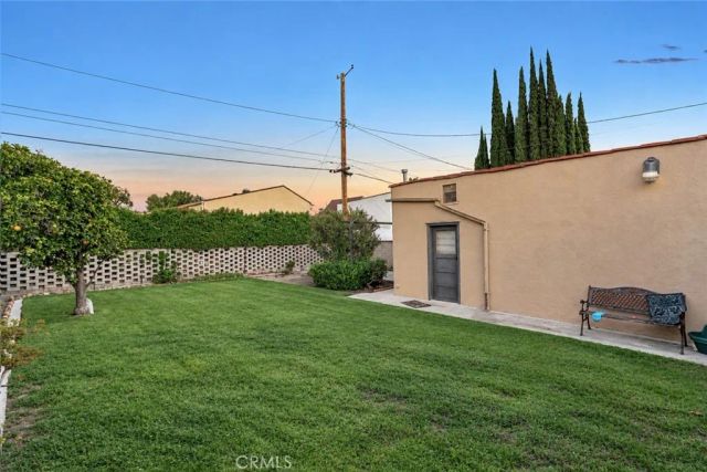 1038 N Buena Vista Street, Burbank, CA 91505