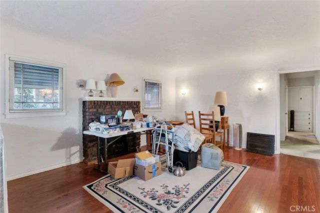 1038 N Buena Vista Street, Burbank, CA 91505