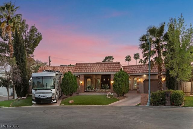 2525 Driftwood Drive, Las Vegas, NV 89107