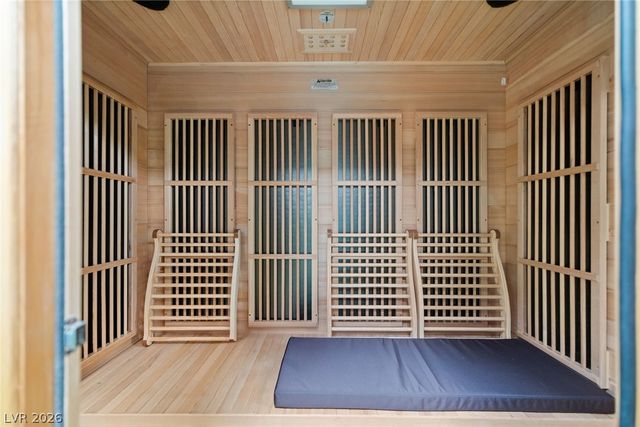 2525 Driftwood Drive, Las Vegas, NV 89107