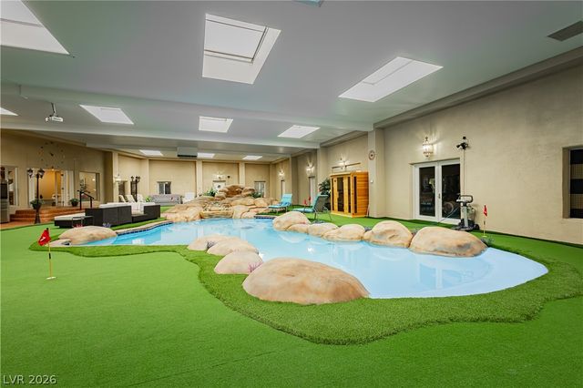 2525 Driftwood Drive, Las Vegas, NV 89107