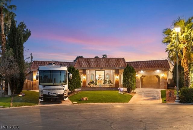 2525 Driftwood Drive, Las Vegas, NV 89107