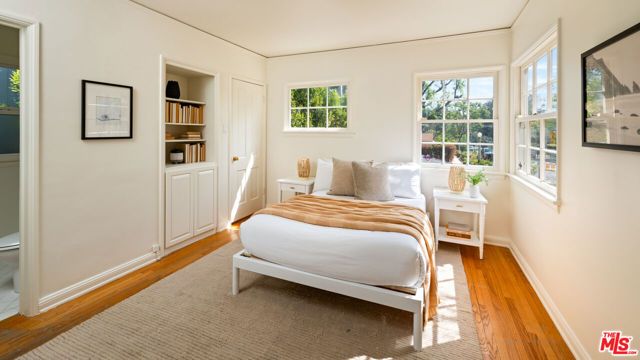 12166 Laurel Terrace Drive, Studio City (los Angeles), CA 91604