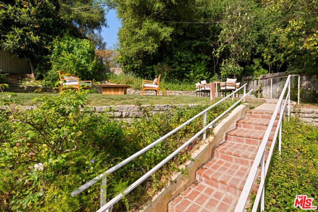 12166 Laurel Terrace Drive, Studio City (los Angeles), CA 91604